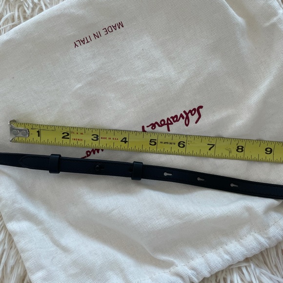 Ferragamo Viva Bow padded shoulder bag - Picture 8 of 9